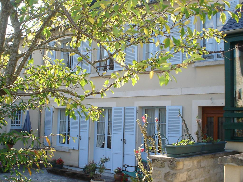 Chambres D'Hotes Sur La Courtine De Coucy Экстерьер фото